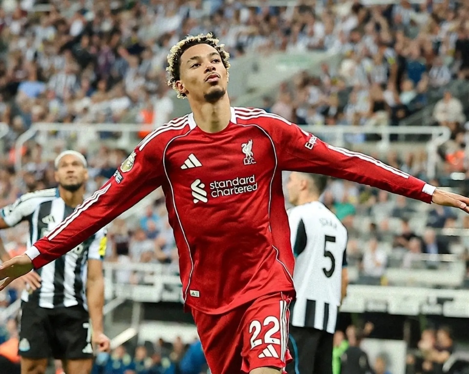 第二张则是, 伊萨克破门, 北京时间 第二张则是, 伊萨克破门, 北京时间